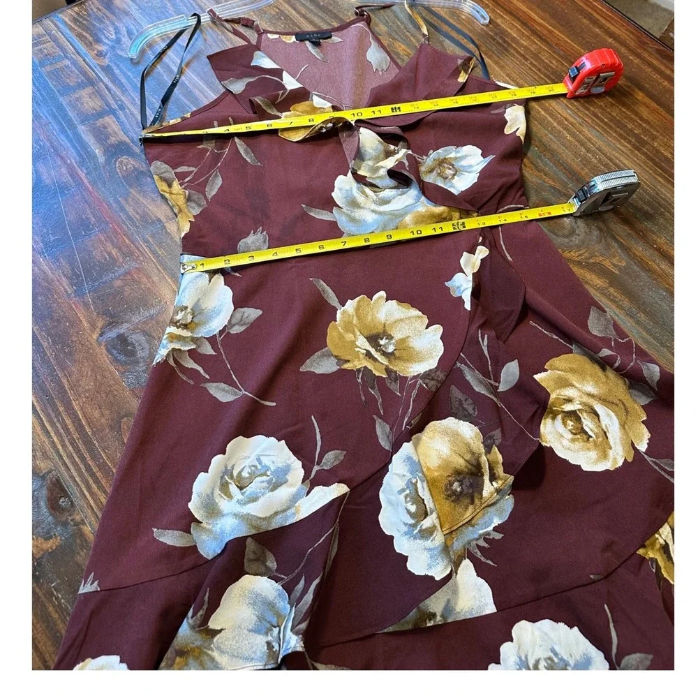 Mine Romantic Burgundy‎ Floral Ruffle Mini Dress Sleeveless Size Large Woman's